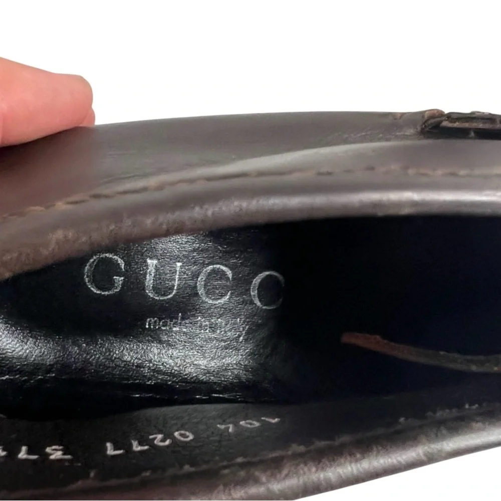 Gucci Italian Leather Loafers with Artisan Whipstitch Detail - Size 37.5 / 7.5 - Picture 11 of 11